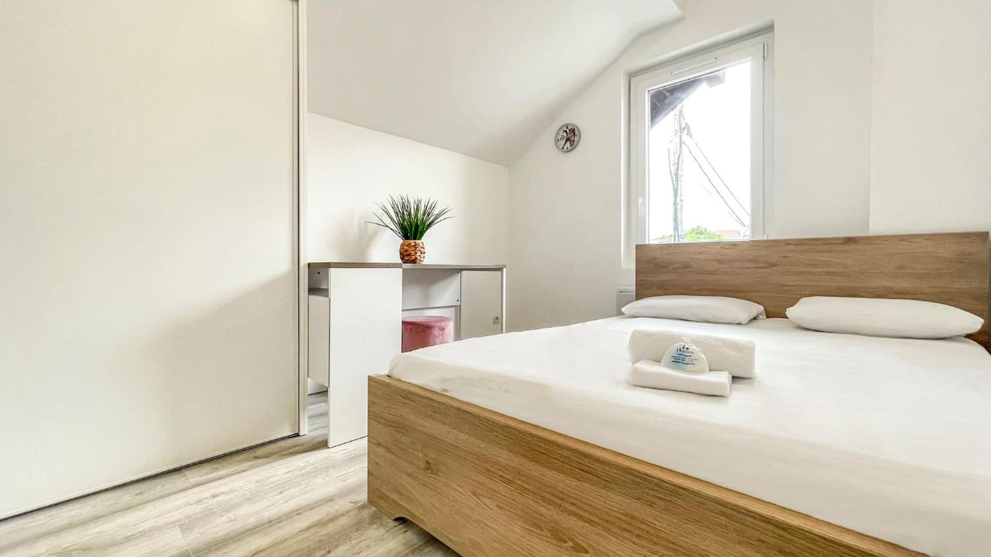 Homey Sakine- Proche Centre- Netflix- Wifi Cluses Exteriér fotografie
